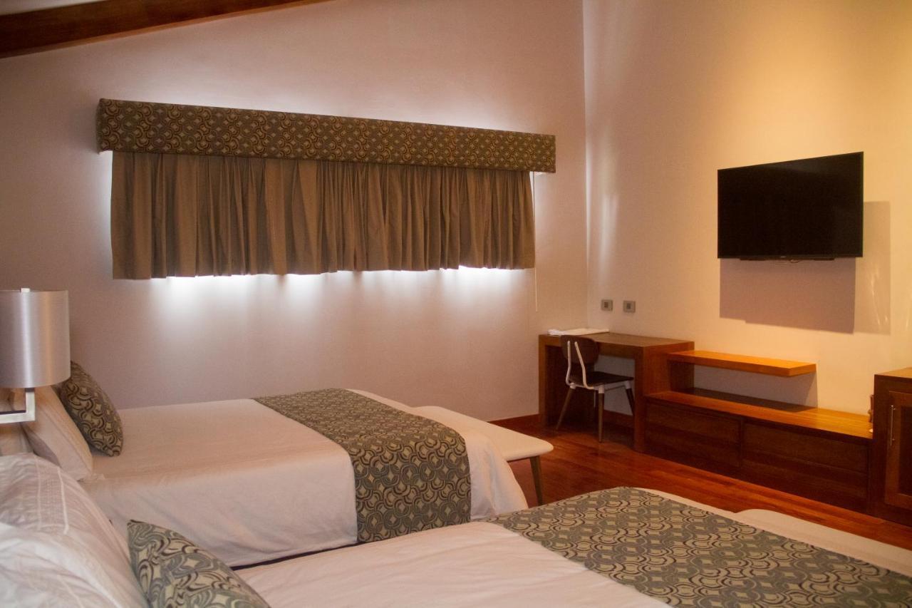 Los Brezos Hotel Boutique Volcan Bagian luar foto