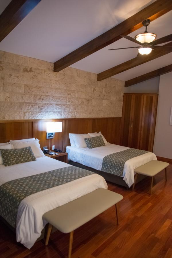 Los Brezos Hotel Boutique Volcan Bagian luar foto